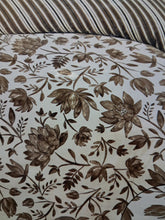 Mocha Bloom Harmony