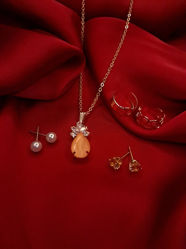 Elegant Jewels