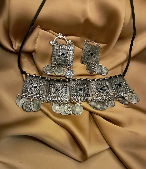 Tribal Majesty Antique Set